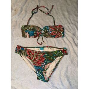WOmans halter style bikini size large